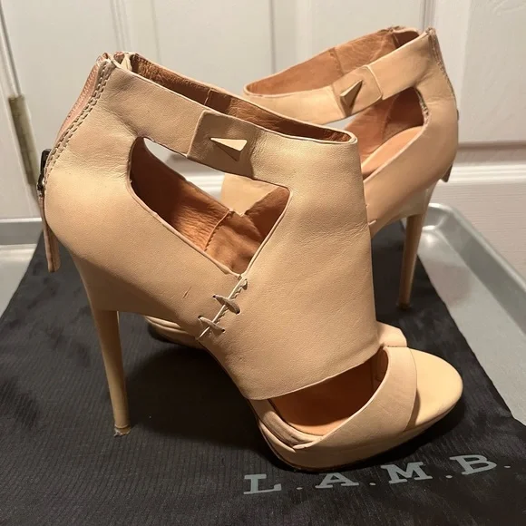 Lamb heel! 71/2 - Picture 9 of 11